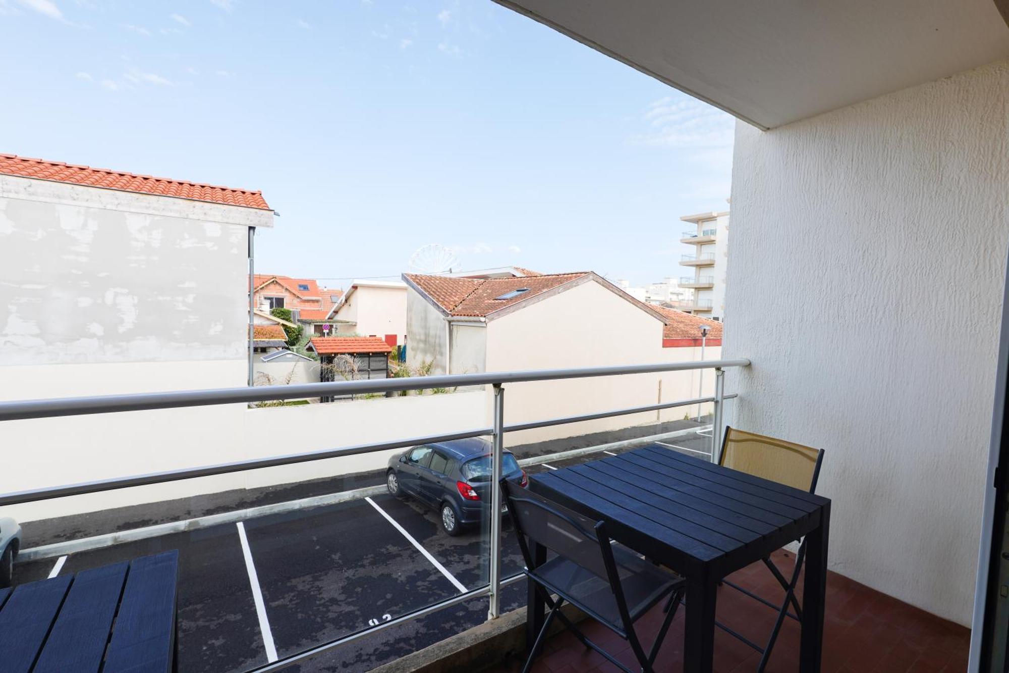 Studio Entierement Renove A Deux Pas Des Plages 比斯卡罗斯 外观 照片